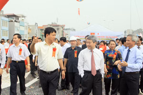 Bộ trưởng GTVT Đinh La Thăng kiểm tra công trình. Bộ trưởng GTVT, Đinh La Thăng kiểm tra công trình