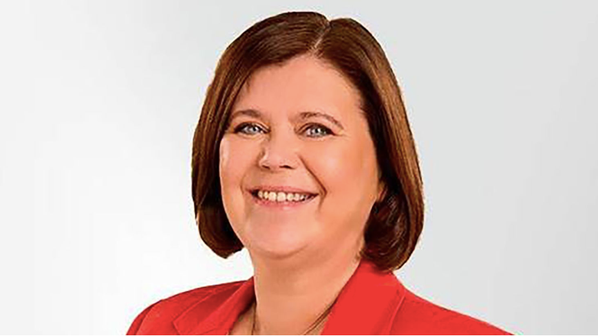 Bà Ásthildur Lóa Thórsdóttir từ chức Bộ trưởng Giáo dục và trẻ em Iceland. (Ảnh: CNN)