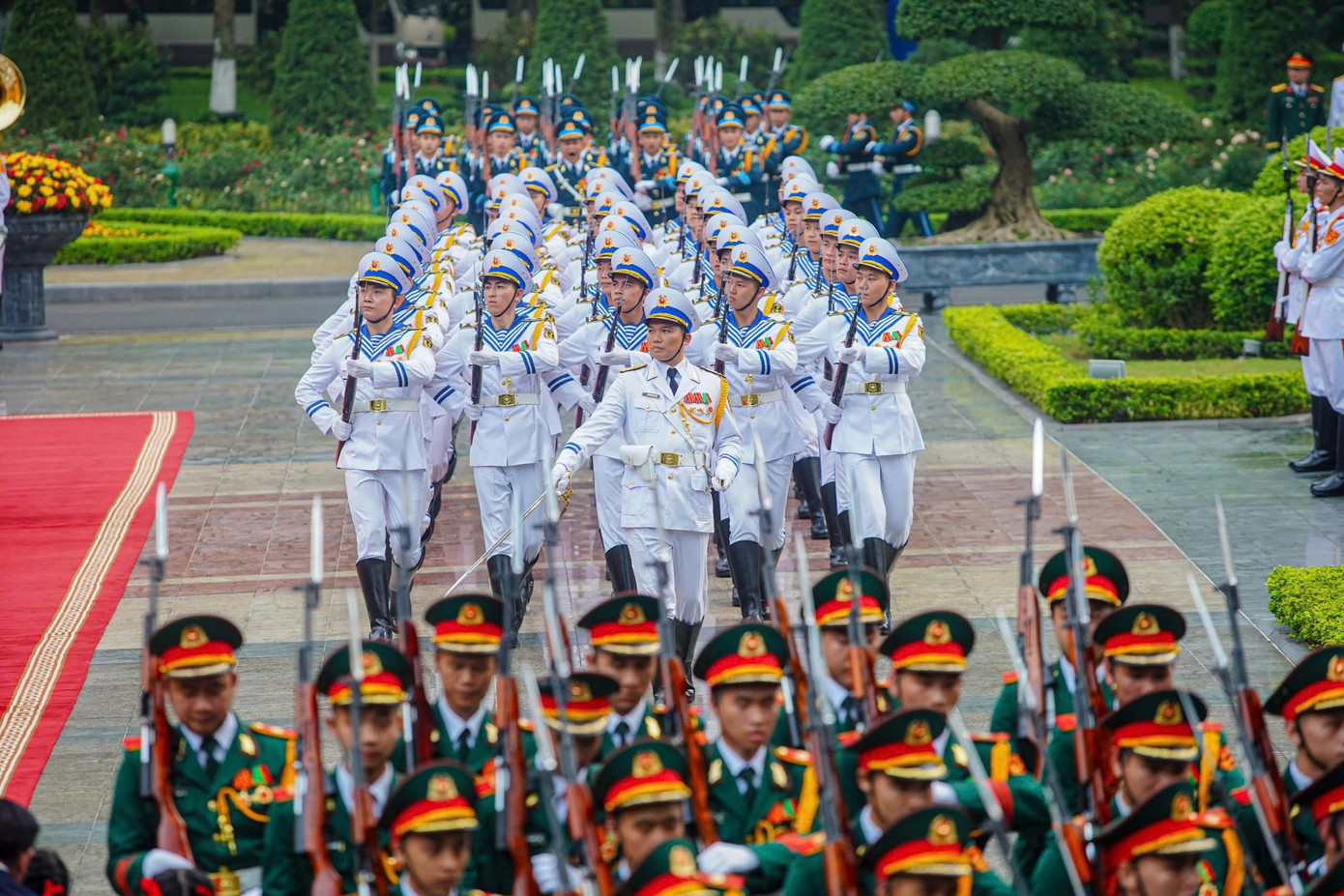 Lễ đón Tổng thống Brazil Lula da Silva theo nghi thức cấp Nhà nước. (Ảnh: Duy Phạm) Lễ đón Tổng thống Brazil Lula da Silva theo nghi thức cấp Nhà nước. (Ảnh: Duy Phạm)