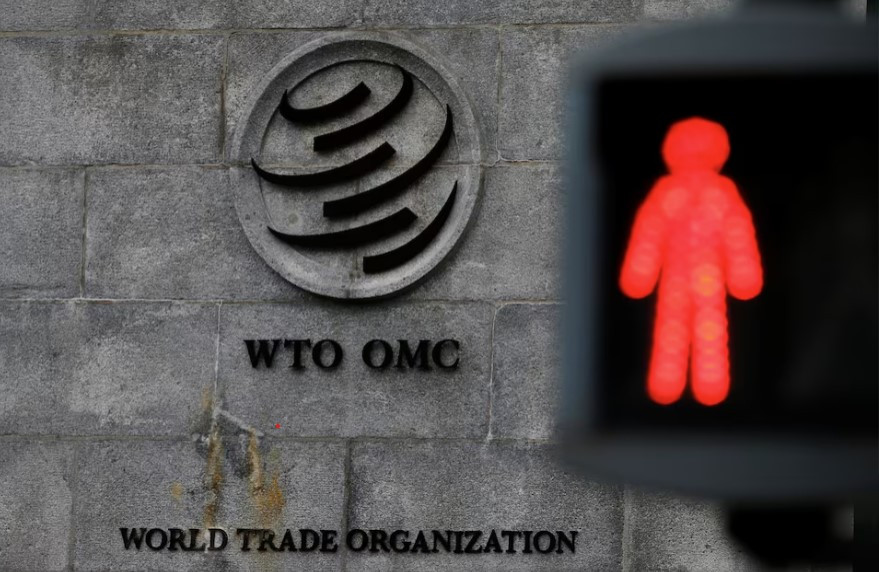 Trước trụ sở WTO tại Thụy Sĩ. (Ảnh: Reuters)