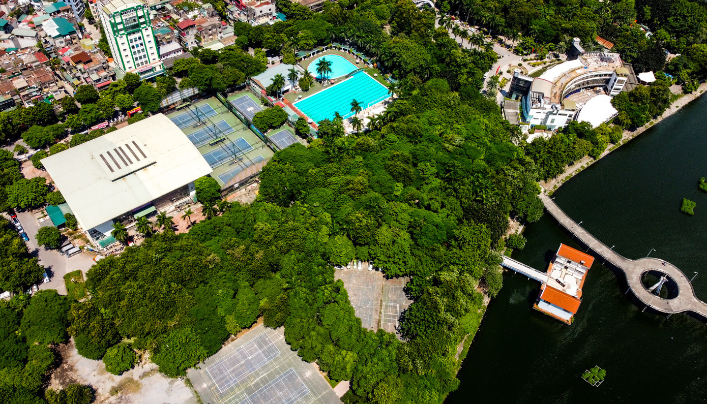 Hiện UBND thành phố Hà Nội đã giao quận Hai Bà Trưng lập điều chỉnh tổng thể quy hoạch chi tiết, tỷ lệ 1/500 công viên Tuổi trẻ Thủ đô tại phường Thanh Nhàn theo hướng đưa diện tích khu vực dân cư phía đông ra khỏi quy hoạch công viên.