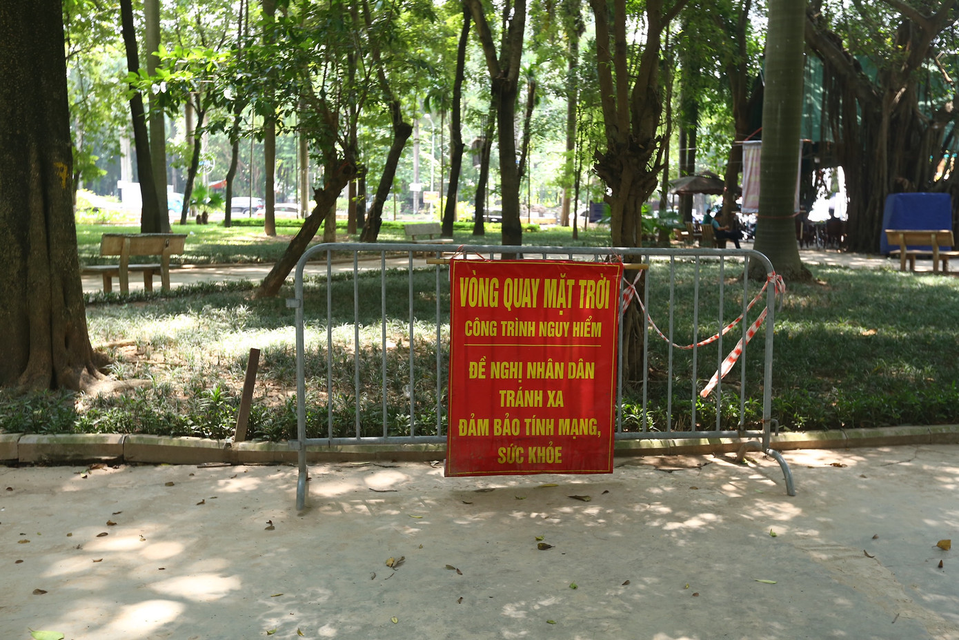 Công trình sai phạm vòng quay mặt trời được tháo dỡ hôm 23/8.