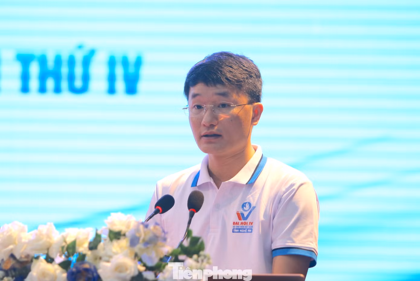 Anh Trần Linh - Phó Bí thư Tỉnh Đoàn Nghệ An, Chủ tịch Hội Sinh viên tỉnh Nghệ An phát biểu khai mạc Đại hội. Anh Trần Linh - Phó Bí thư Tỉnh Đoàn Nghệ An, Chủ tịch Hội Sinh viên tỉnh Nghệ An phát biểu khai mạc Đại hội.