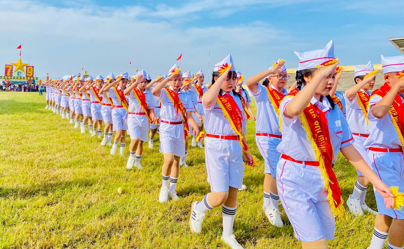 Những màn đồng diễn nghi thức đội đẹp mắt.