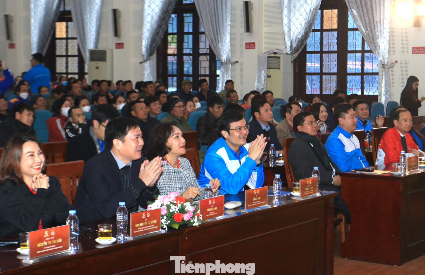 Tham dự chuỗi chương trình có anh Bùi Quang Huy - Ủy viên dự khuyết BCH T.Ư Đảng, Bí thư thứ nhất BCH T.Ư Đoàn; chị Nguyễn Thị Thu Vân - UVBTV, Trưởng Ban Thanh niên nông thôn T.Ư Đoàn; anh Nguyễn Thái An - UVBTV, Trưởng Ban Tuyên giáo T.Ư Đoàn; anh Lê Văn Lương - UVBTV T.Ư Đoàn, Bí thư Tỉnh Đoàn Nghệ An, đại diện lãnh đạo tỉnh Nghệ An, huyện Diễn Châu và hàng trăm người dân, công nhân người lao động trên địa bàn huyện Diễn Châu.