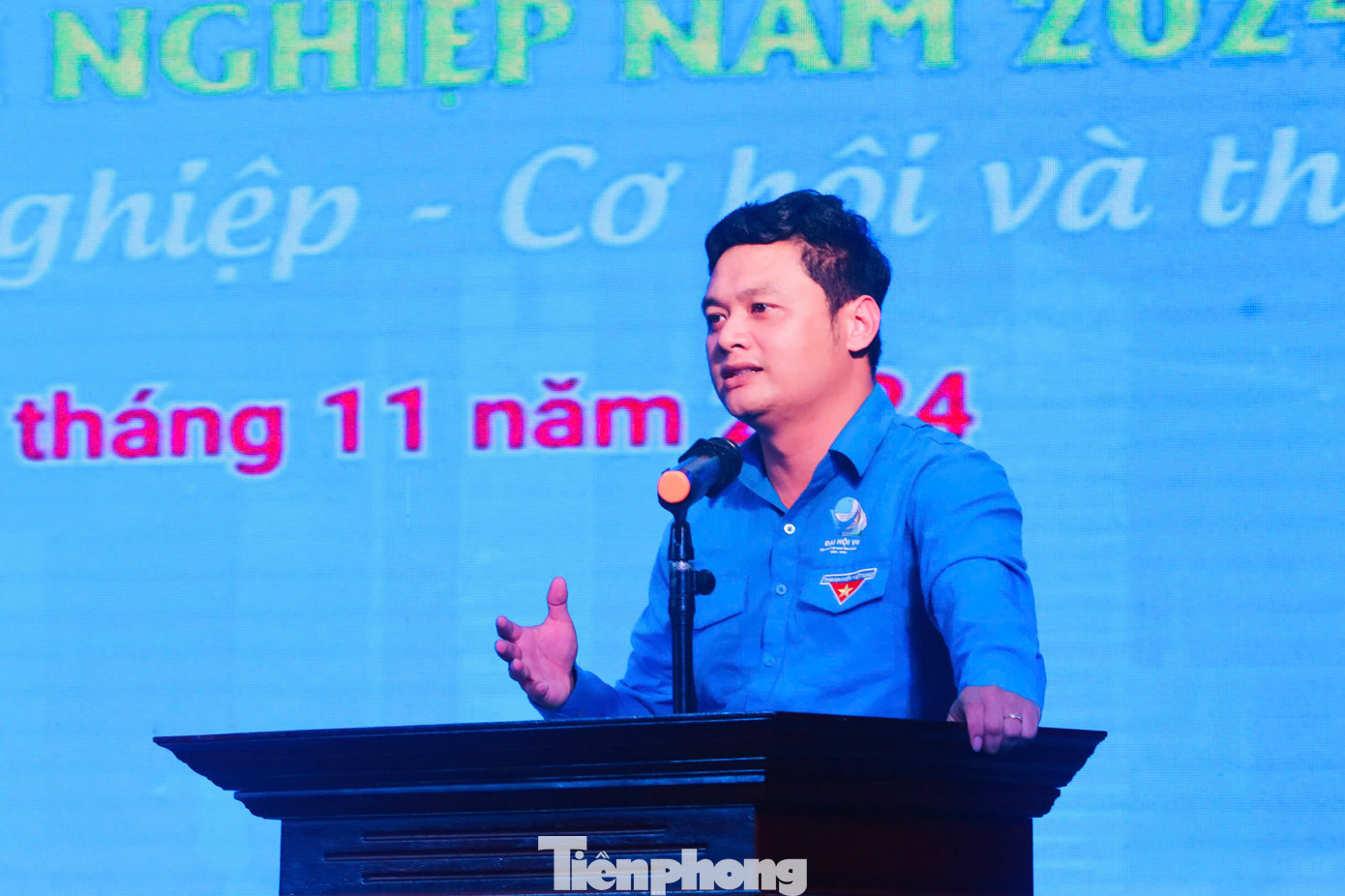 Anh Nguyễn Ngọc Châu - Giám đốc Trung tâm Hỗ trợ phát triển thanh niên tỉnh Nghệ An phát biểu khai mạc Diễn đàn.