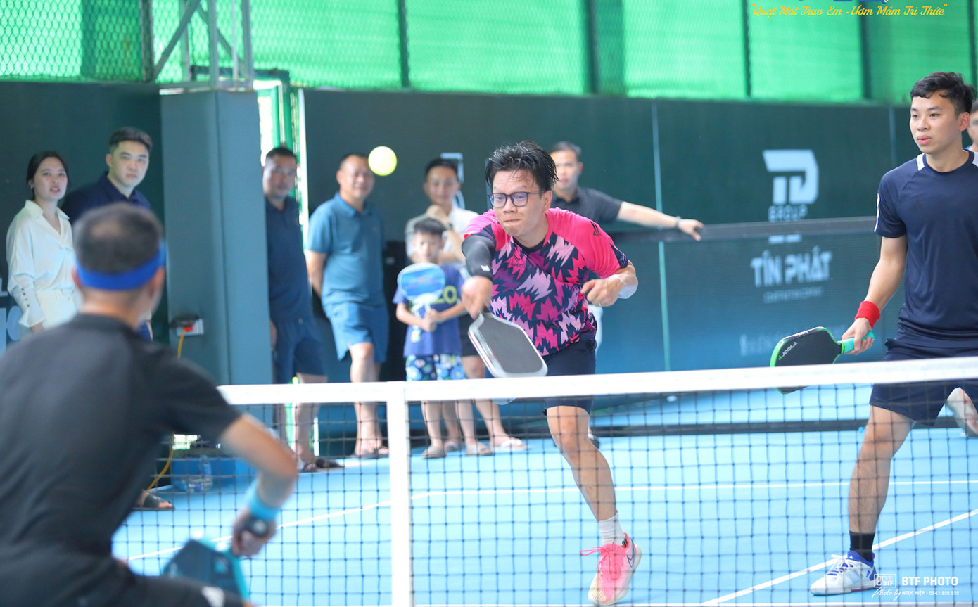 Những pha cứu bóng ngoạn mục. Những pha cứu bóng ngoạn mục.