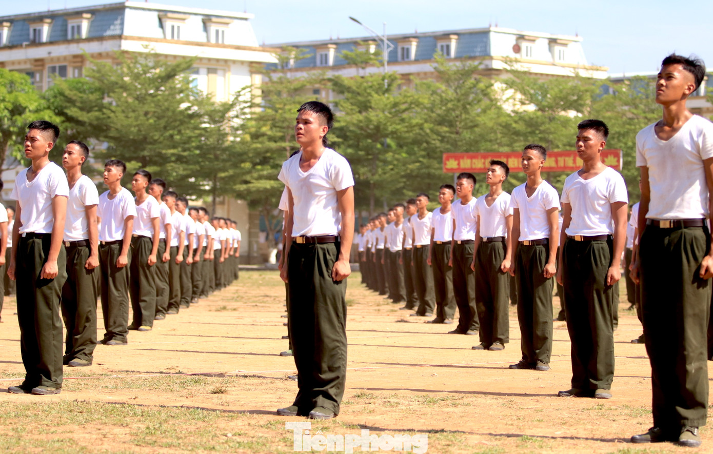 Trong thời gian huấn luyện, đơn vị đã tổ chức các đợt sinh hoạt chính trị, các hoạt động thể dục thể thao, văn hóa, văn nghệ tạo khí thế thi đua sôi nổi, kịp thời khích lệ, động viên chiến sỹ mới trong học tập, rèn luyện.