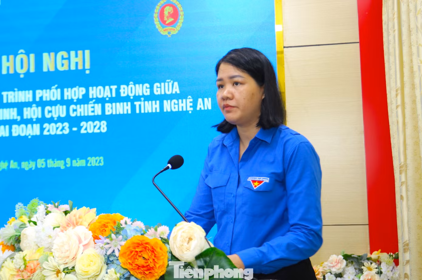 Chị Nguyễn Thị Quỳnh - Trưởng Ban Tuyên giáo Tỉnh Đoàn Nghệ An trình bày dự thảo nội dung chương trình phối hợp hoạt động giữa Đoàn TNCS Hồ Chí Minh và Hội Cựu Chiến binh tỉnh Nghệ An giai đoạn 2023 - 2028. Chị Nguyễn Thị Quỳnh - Trưởng Ban Tuyên giáo Tỉnh Đoàn Nghệ An trình bày dự thảo nội dung chương trình phối hợp hoạt động giữa Đoàn TNCS Hồ Chí Minh và Hội Cựu Chiến binh tỉnh Nghệ An giai đoạn 2023 - 2028.