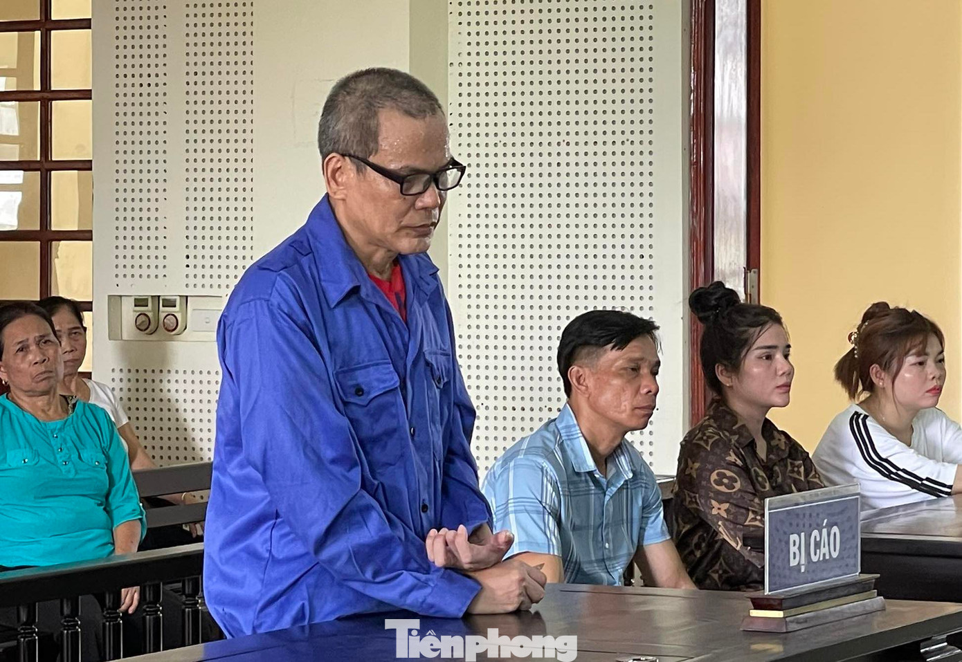 Bị cáo Lô Xuân Chiển tại phiên tòa. Bị cáo Lô Xuân Chiển tại phiên tòa.