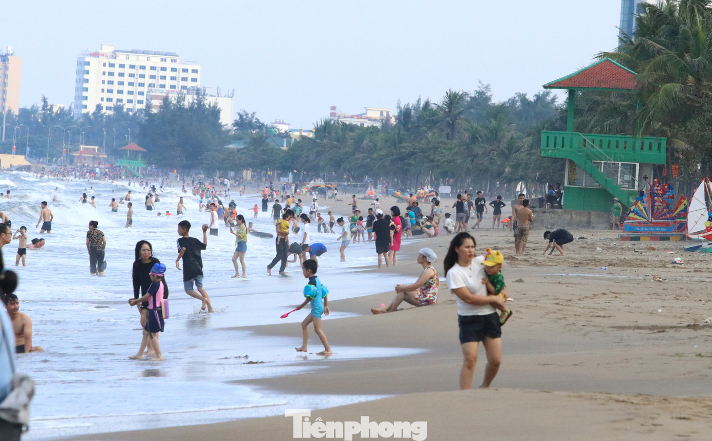 Theo thống kê của UBND TX. Cửa Lò, 8 tháng năm 2023, khu du lịch này đón 3.556.000 lượt khách, đạt 105 % kế hoạch năm. Trong đó khách lưu trú 1.210.000 lượt, đạt 96,8% kế hoạch năm. Doanh thu từ các hoạt động dịch vụ, du lịch đạt 3.480 tỷ đồng, đạt 98% kế hoạch năm.