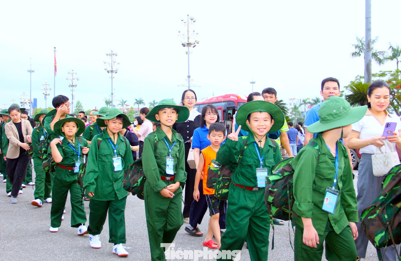 Lớp “Học kỳ trong quân đội” là mô hình hoạt động có ý nghĩa chính trị - xã hội, góp phần giáo dục truyền thống, lý tưởng cách mạng, bồi đắp tinh thần yêu nước cho thanh, thiếu niên trong thời kỳ mới. Thông qua chương trình nhằm trang bị cho các em học viên những kiến thức cơ bản về truyền thống Quân đội nhân dân Việt Nam, về khoa học quân sự, những bài huấn luyện vận động, vượt chướng ngại vật, hành quân dã ngoại.