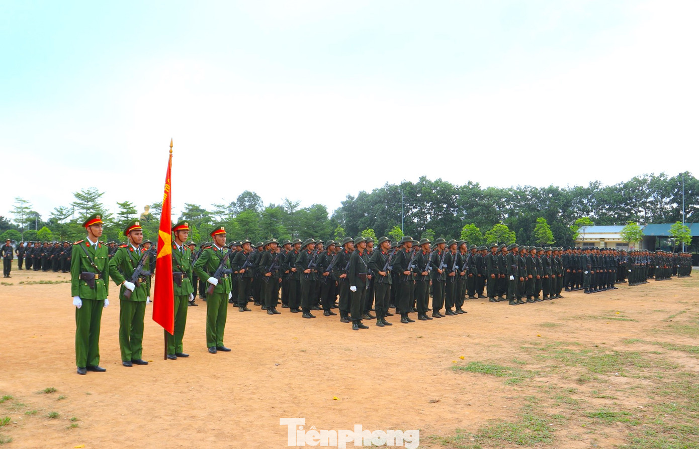 Tại lễ bế giảng, Thượng tá Thái Doãn Bằng - Trung Đoàn trưởng Trung đoàn CSCĐ Bắc Trung Bộ cho biết, năm 2024 Trung đoàn CSCĐ Bắc Trung Bộ được giao tiếp nhận, huấn luyện 774 chiến sỹ mới của công an các địa phương.