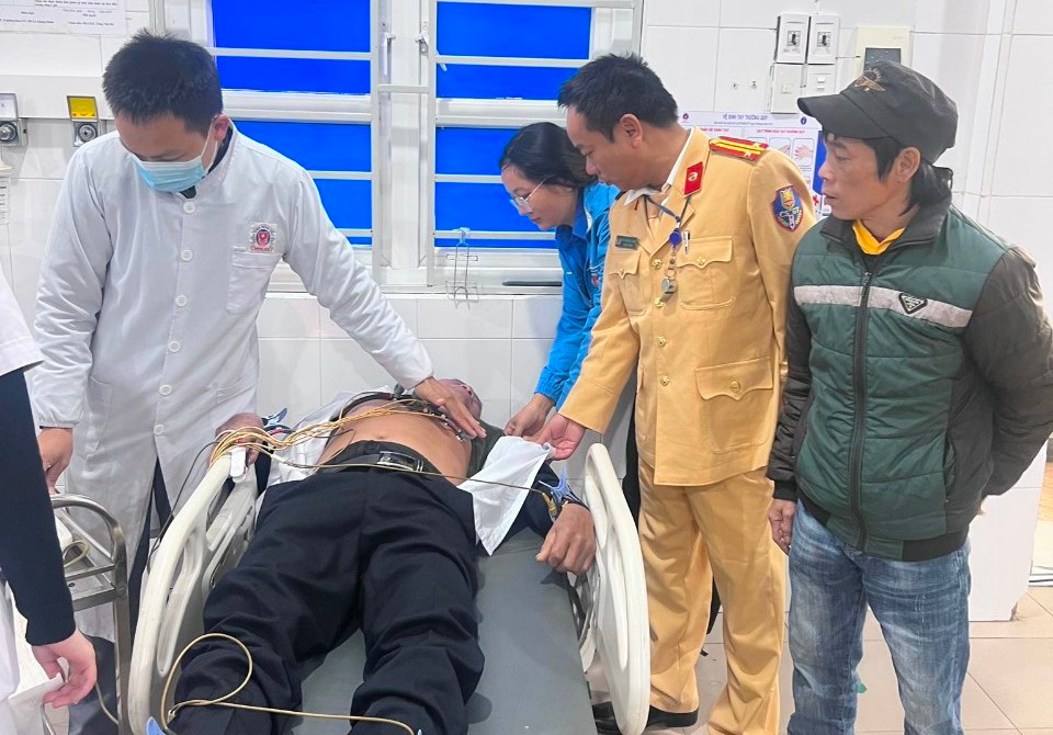 Hiện tại nạn nhân đã qua cơn nguy kịch, sức khỏe ổn định trở lại.