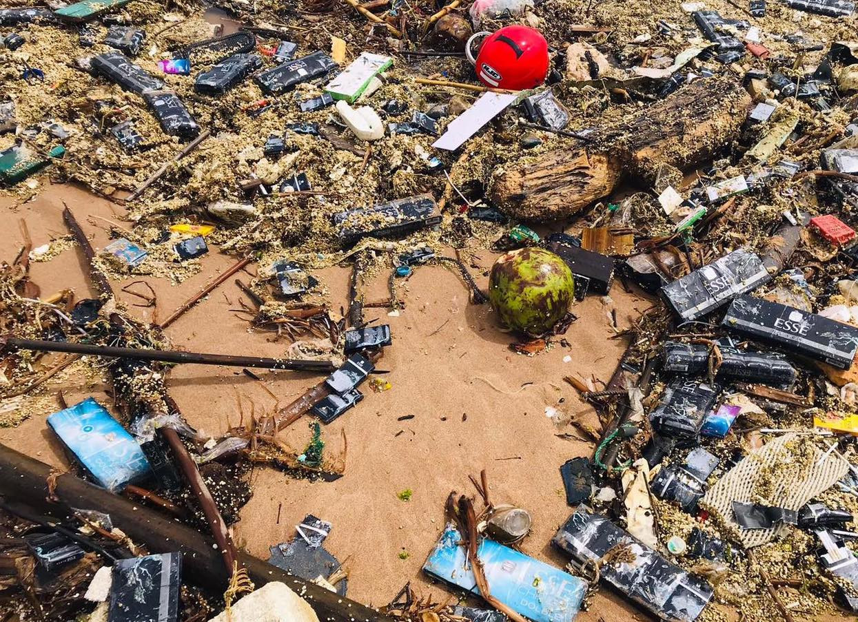 Những bao thuốc này đều có tên nước ngoài, không rõ nguồn gốc xuất xứ. Những bao thuốc này đều có tên nước ngoài, không rõ nguồn gốc xuất xứ.