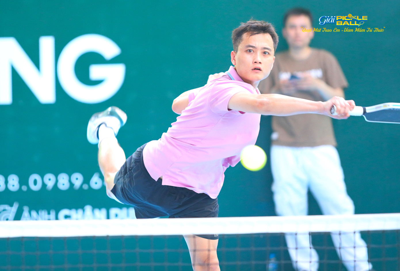 Những pha cứu bóng ngoạn mục. Những pha cứu bóng ngoạn mục.