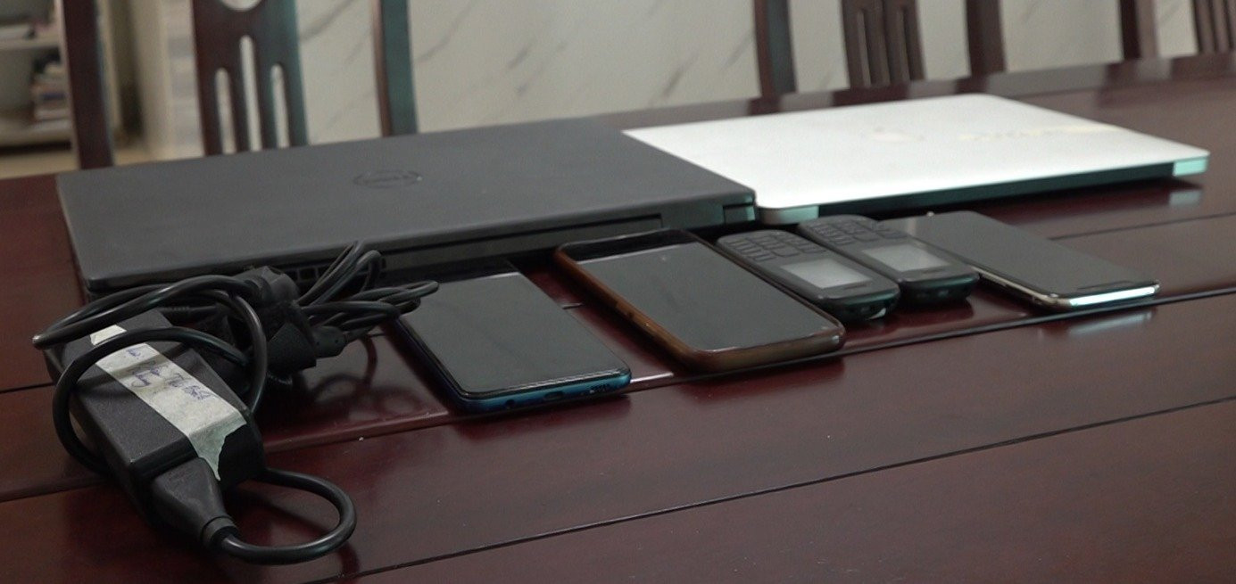 Tang vật công an thu giữ trong quá trình bắt giữ các đối tượng. Tang vật công an thu giữ trong quá trình bắt giữ các đối tượng.