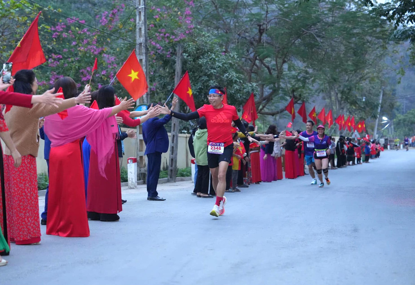 Giải có 4 cự ly gồm 5km, 10km, 21km và 42km. Các vận động viên sẽ xuất phát theo từng khung giờ của các cự ly, sớm nhất là 5h30' sáng.
