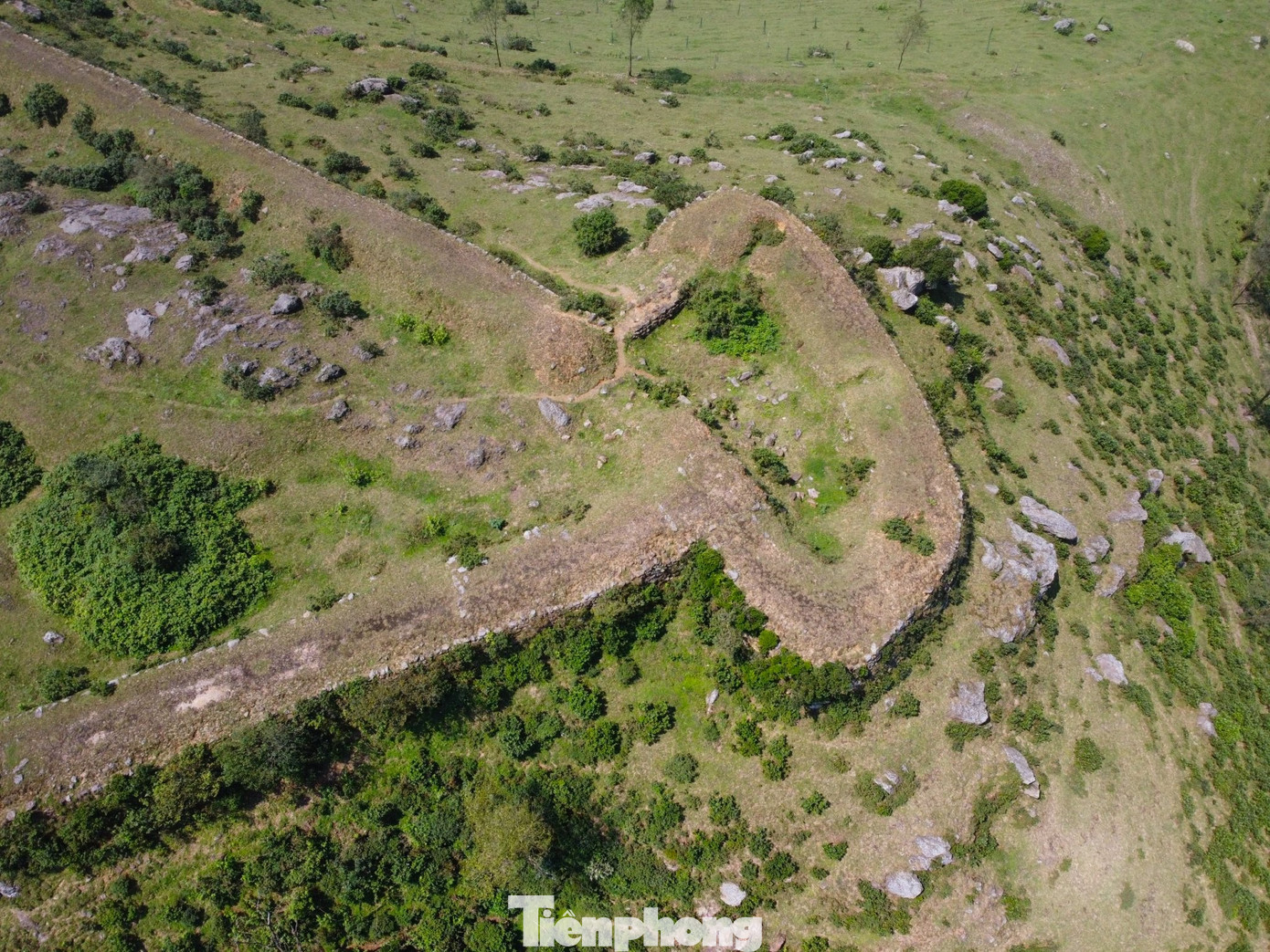 Núi Lam Thành là một trong những di tích được công nhận sớm của tỉnh Nghệ An, nhưng ngày nay di tích này gần như rơi vào quên lãng. Ông Nguyễn Văn Đàn - Chánh văn phòng huyện Hưng Nguyên cho hay địa phương đã đưa di tích núi Lam Thành vào đề án phát triển du lịch giai đoạn 2022-2025 nhằm bảo tồn, quảng bá hình ảnh văn hóa, lịch sử. Tuy nhiên hiện nay tỉnh Nghệ An mới dừng ở khâu đo đạc, cắm mốc ranh giới, chưa có dự án trùng tu hay khôi phục cụ thể.