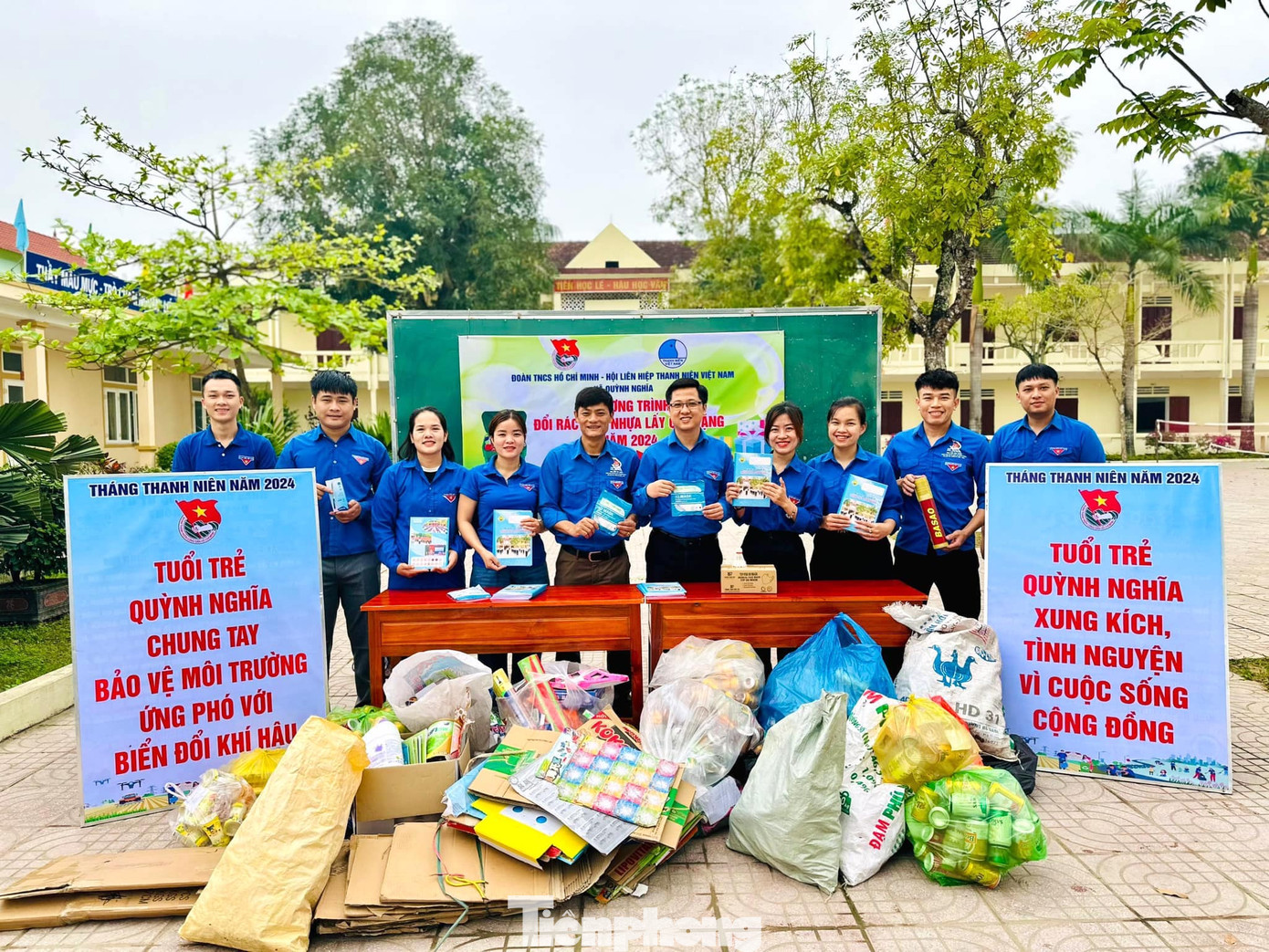 Nhiều chương trình ý nghĩa được tổ chức triển khai trên địa bàn toàn tỉnh như: Đổi phế liệu lấy cây xanh; đổi rác nhựa lấy quà tặng, sách vở. Những công trình phần việc ý nghĩa được triển khai thể hiện vai trò xung kích, tình nguyện của đoàn viên, thanh niên trong tham gia xây dựng Nông thôn mới, giữ gìn vệ sinh môi trường, ứng phó với biến đổi khí hậu.