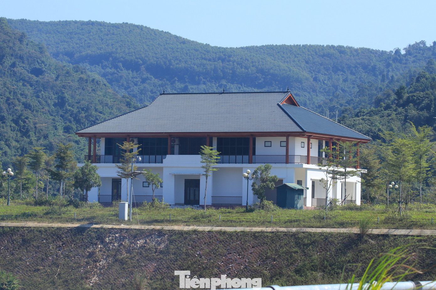Hiện tại, bên trong dự án đã hoàn thiện một số hạng mục. Tuy nhiên, một số công trình chưa sử dụng nên đã có dấu hiệu xuống cấp.