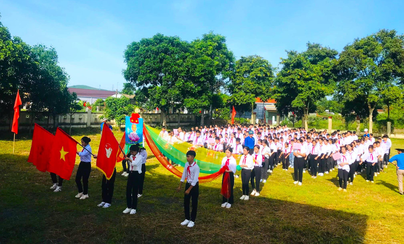 Những hội diễn nghi thức đội đẹp mắt.