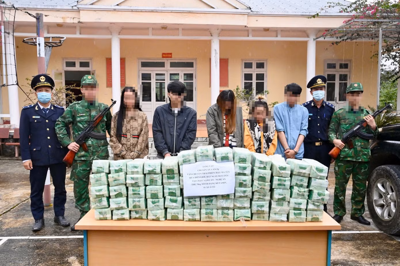 Vụ việc đang được mở rộng điều tra làm rõ. Vụ việc đang được mở rộng điều tra làm rõ.