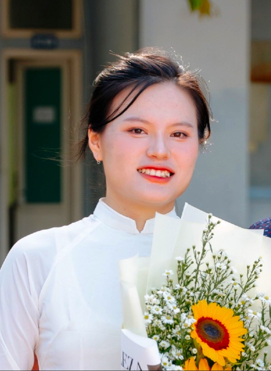 Nữ sinh bản nghèo vùng biên xứ Nghệ đầu tiên đỗ Đại học Y Hà Nội.