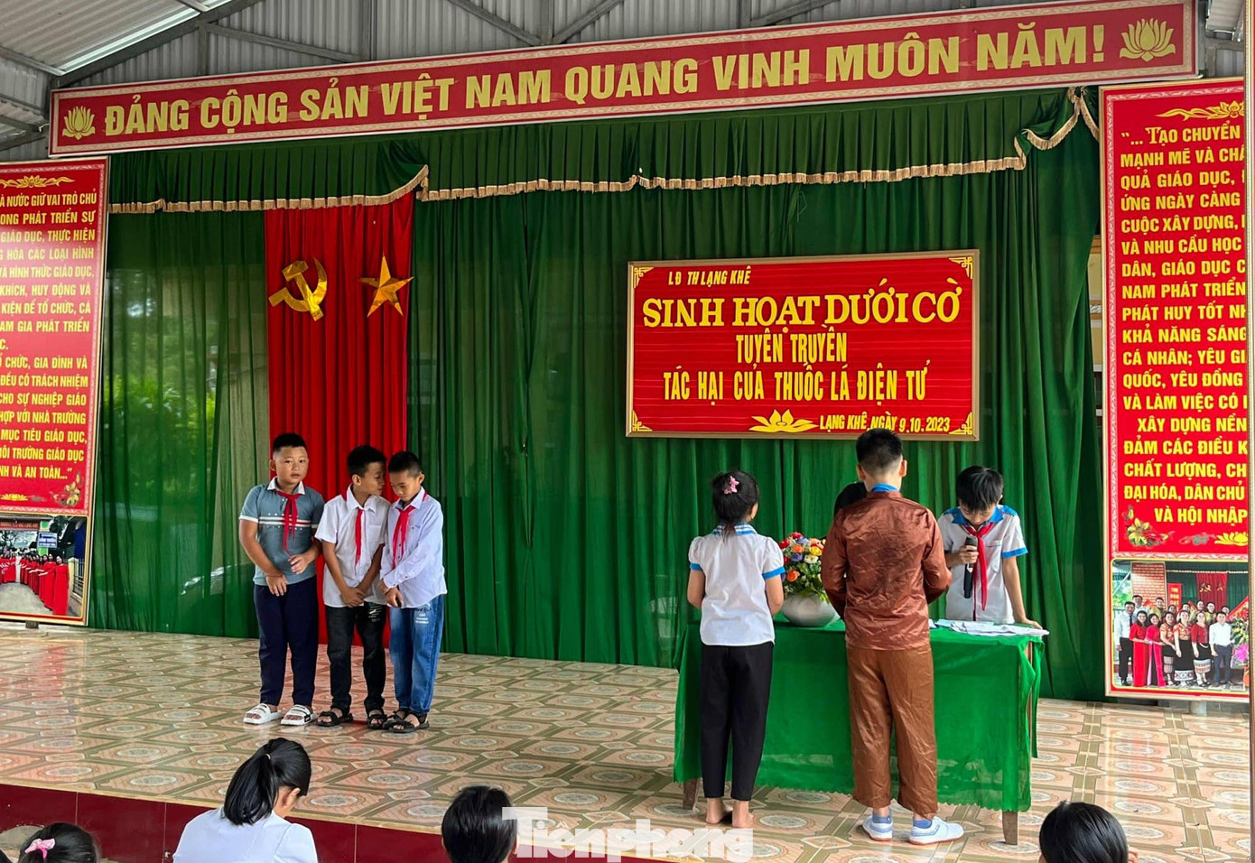 Những năm qua công tác tuyên truyền tác hại thuốc lá điện tử được tổ chức sâu rộng tại các trường học trên địa bàn Nghệ An.