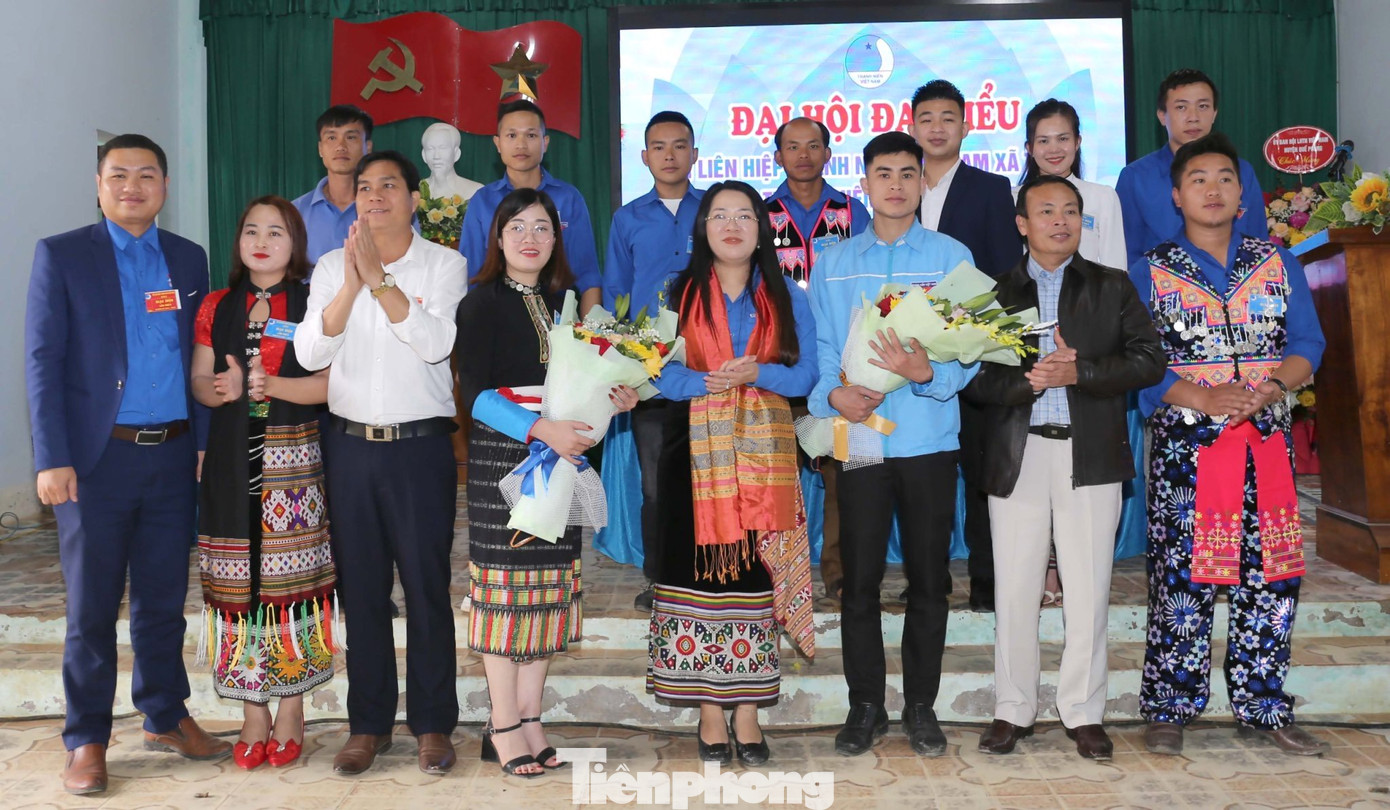 Ra mắt Ủy viên Ủy ban Hội Liên hiệp Thanh niên Việt Nam xã Tri Lễ nhiệm kỳ 2024 - 2029.