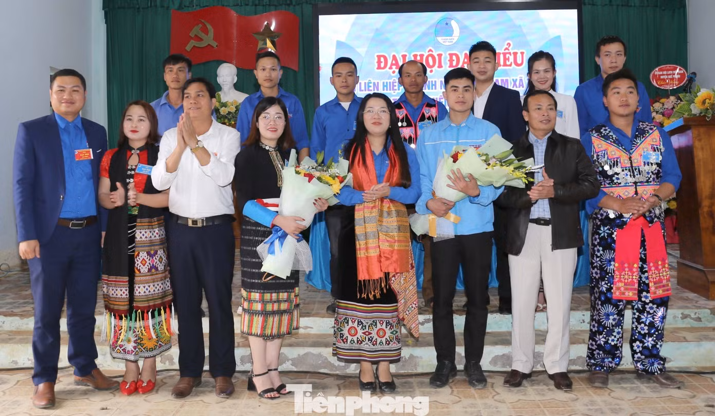 Ra mắt Ủy viên Ủy ban Hội Liên hiệp Thanh niên Việt Nam xã Tri Lễ nhiệm kỳ 2024 - 2029.