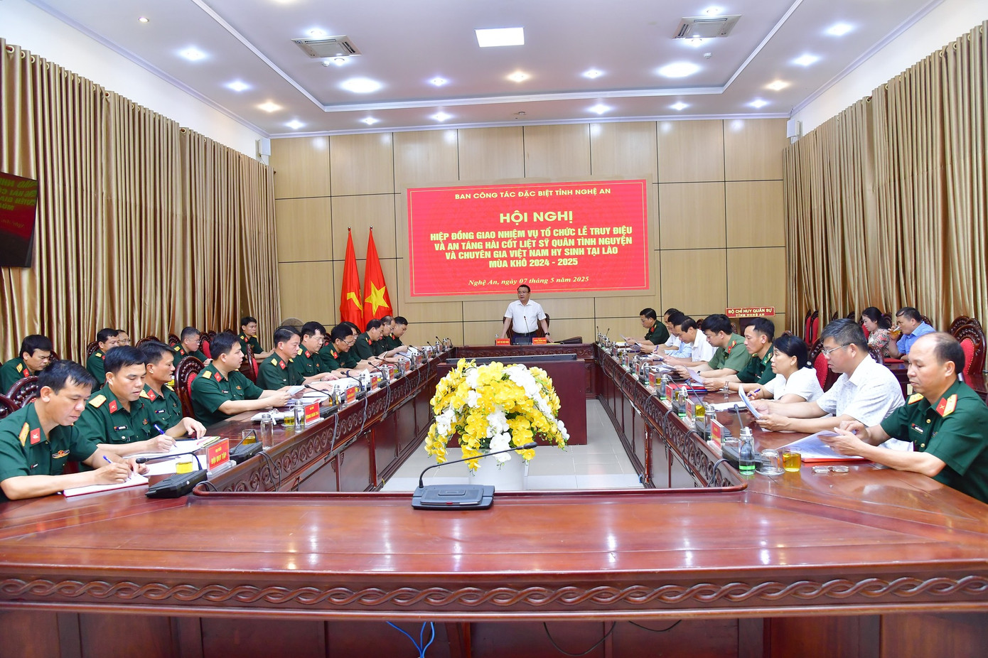 Toàn cảnh hội nghị. Toàn cảnh hội nghị.