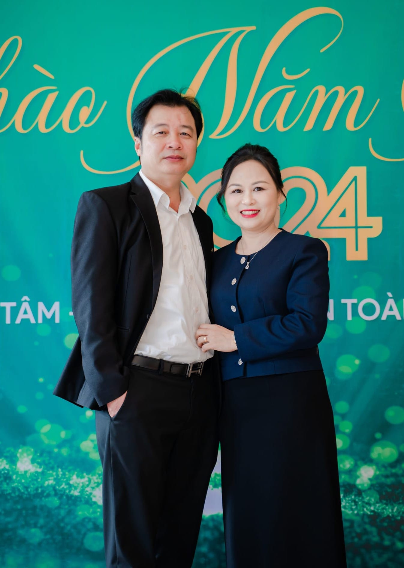 Vợ chồng chị Lê Thị Huyền Nhung và anh Phan Thanh Nhật - người sáng lập ra Công ty Cổ phần Dịch vụ bảo vệ - vệ sỹ Nhật Hoàng.