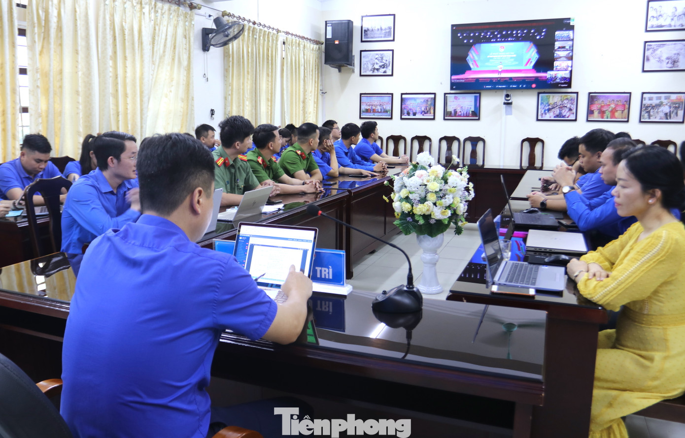 Toàn cảnh buổi lễ phát động với nhiều điểm cầu trực tuyến trên toàn quốc.