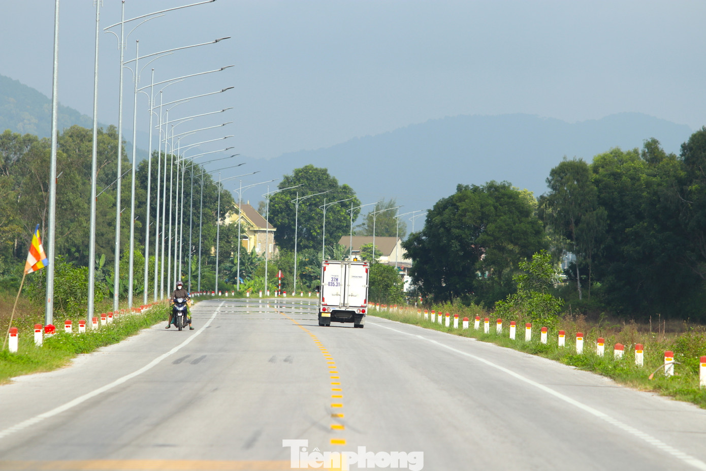 Đến thời điểm hiện tại, một số đoạn ở thị xã Cửa Lò, Nghi Lộc, Diễn Châu và Quỳnh Lưu đã hoàn thành các hạng mục và thảm nhựa. Mặc dù tuyến chưa thông nhưng các phương tiện có thể di chuyển vào ở một số điểm.