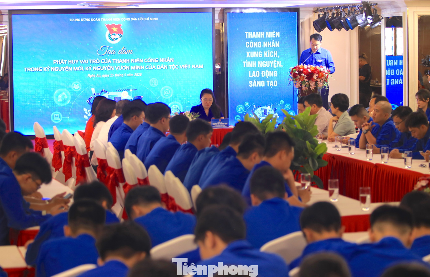 Tọa đàm là một trong những hoạt động trọng tâm trong khuôn khổ Tháng Công nhân năm 2025.