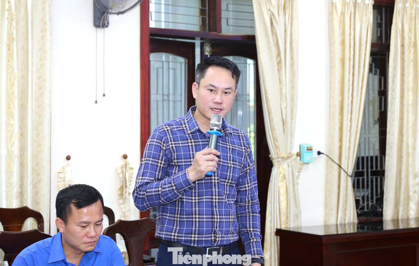 Anh Nguyễn Kim Quy - Ủy viên Ban Thường vụ T.Ư Đoàn, Phó Chủ tịch Thường trực T.Ư Hội LHTN Việt Nam góp ý tại hội nghị.