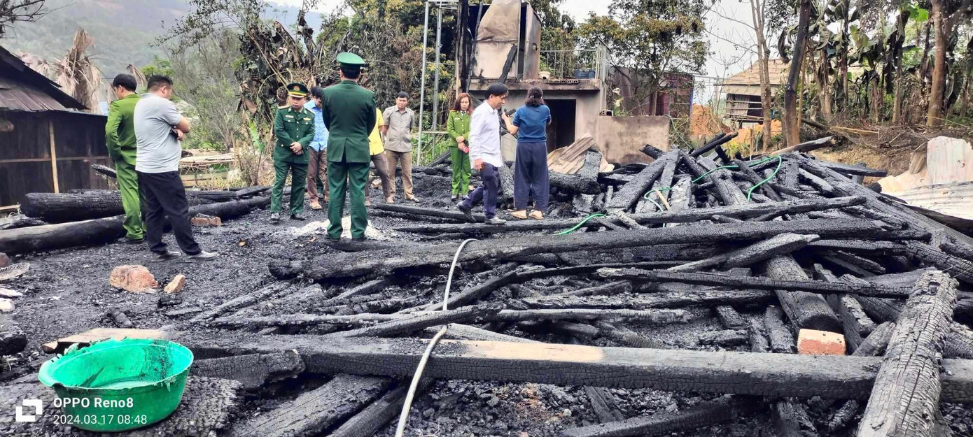 Sáng 17/3, cơ quan chức năng địa phương đã đến thăm hỏi, động viên gia đình.