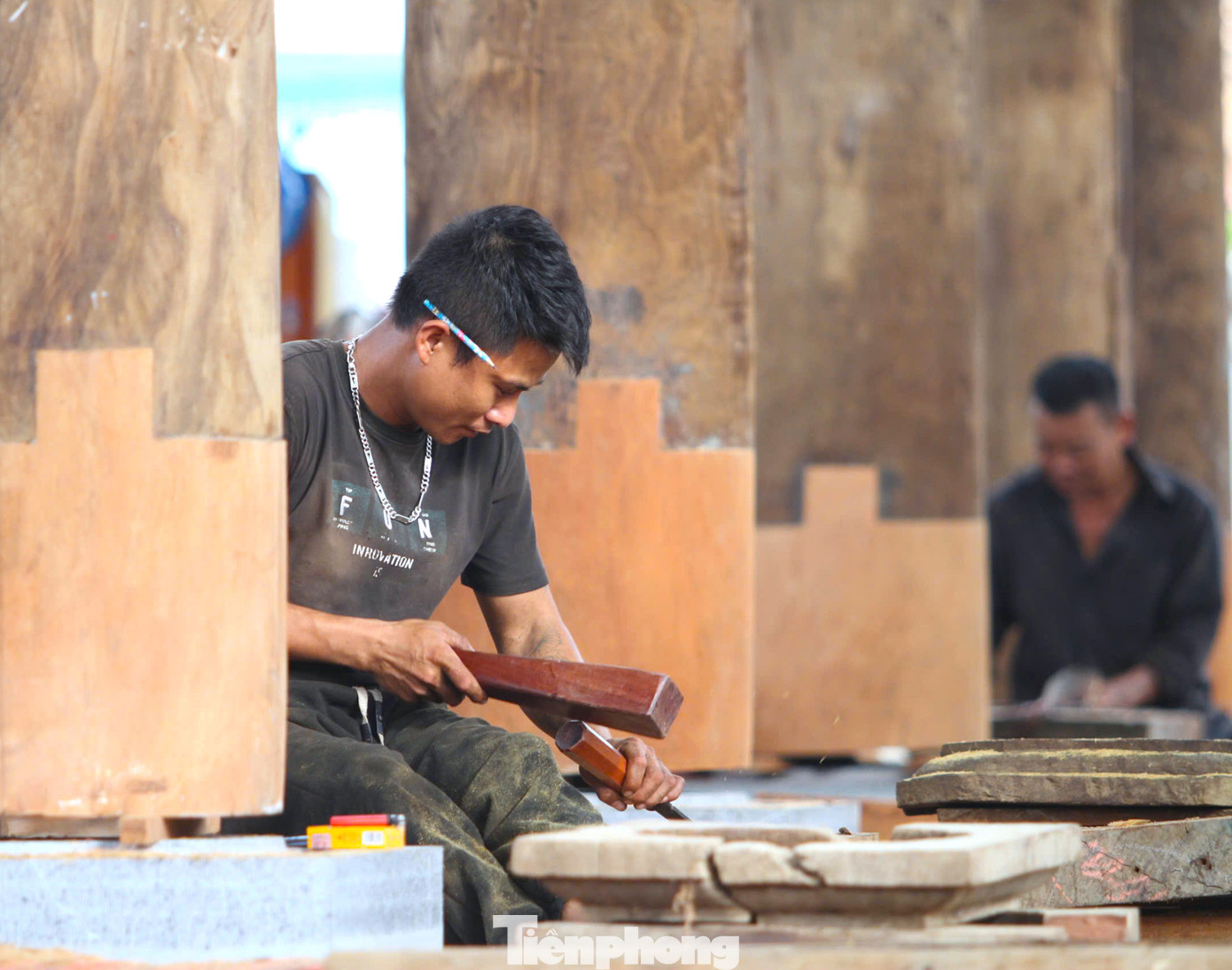 Ngoài việc tôn tạo đình chính, dự án tiến hành xây dựng nhà vệ sinh, am hóa vàng, bia dẫn tích, nghi môn, tường rào, hạ tầng kỹ thuật, mua sắm trang thiết bị, đồ tế khí trong đình.