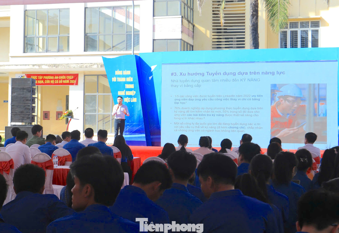 Ông Nguyễn Xuân Sơn - Chuyên gia thị trường lao động của IOM chia sẻ về xu hướng nghề nghiệp và kinh nghiệm phỏng vấn việc làm. Ông Nguyễn Xuân Sơn - Chuyên gia thị trường lao động của IOM chia sẻ về xu hướng nghề nghiệp và kinh nghiệm phỏng vấn việc làm.