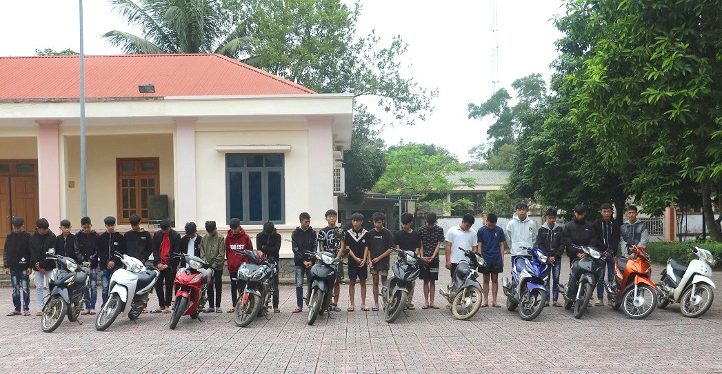 Các đối tượng trong 2 vụ việc tại trụ sở Công an huyện Nghĩa Đàn.