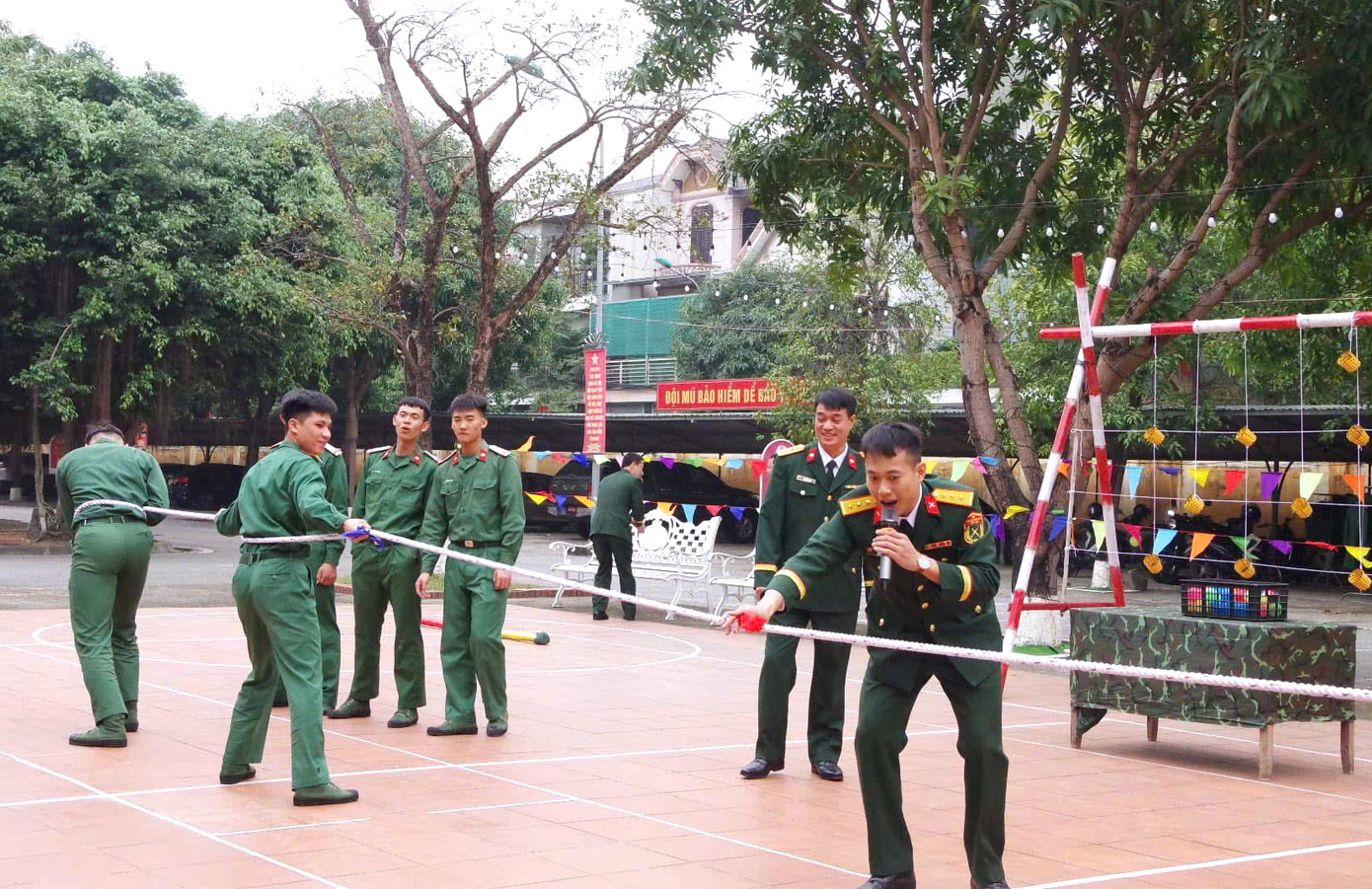 Thông qua các hoạt động nhằm lan truyền rộng rãi hoạt động văn hóa dân gian, cũng như thúc đẩy phong trào rèn luyện thể dục, thể thao của cán bộ, chiến sĩ trong đơn vị bộ đội. Thông qua các hoạt động nhằm lan truyền rộng rãi hoạt động văn hóa dân gian, cũng như thúc đẩy phong trào rèn luyện thể dục, thể thao của cán bộ, chiến sĩ trong đơn vị bộ đội.
