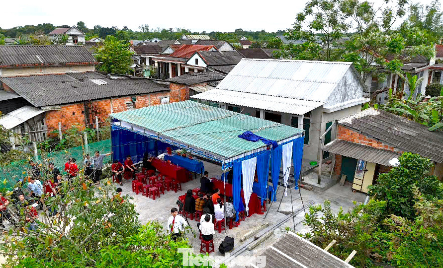 Căn nhà bà Lê Thị Tháp đã được xây dựng hoàn thiện, khang trang, ấm cúng.