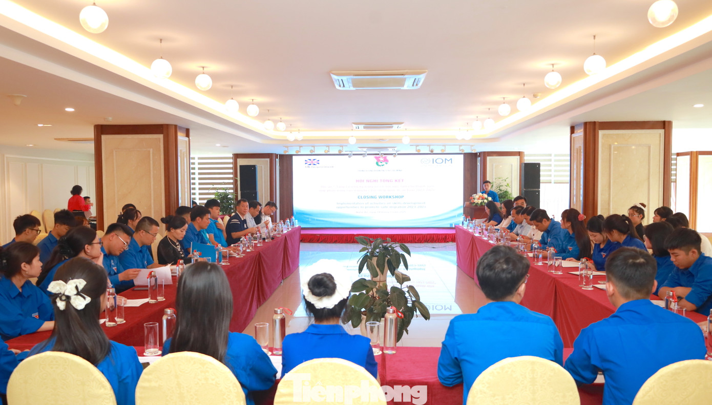 Toàn cảnh buổi hội nghị. Toàn cảnh buổi hội nghị.