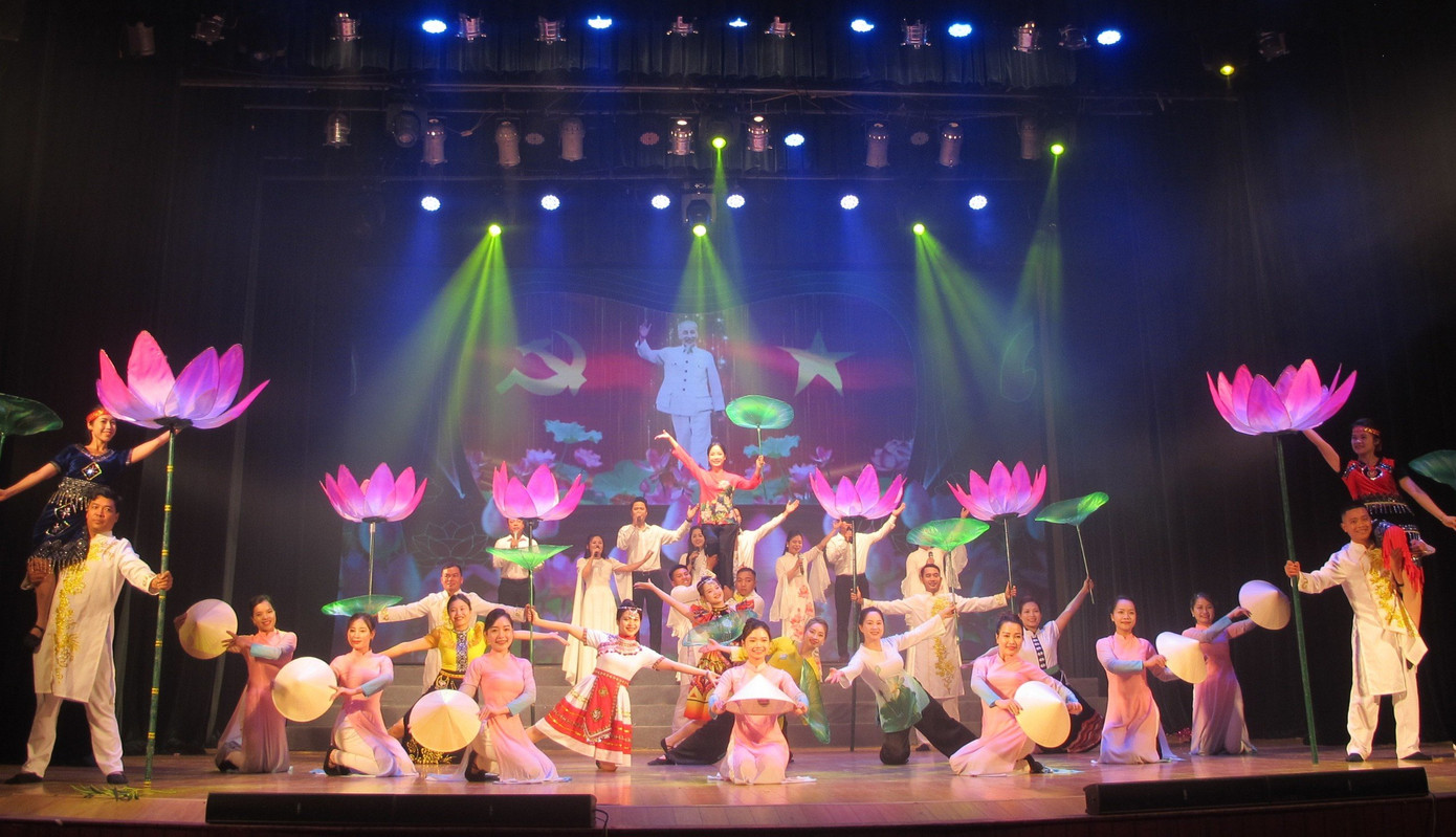 Lễ hội Làng Sen 2025 được tổ chức với nhiều hoạt động đặc sắc, độc đáo.