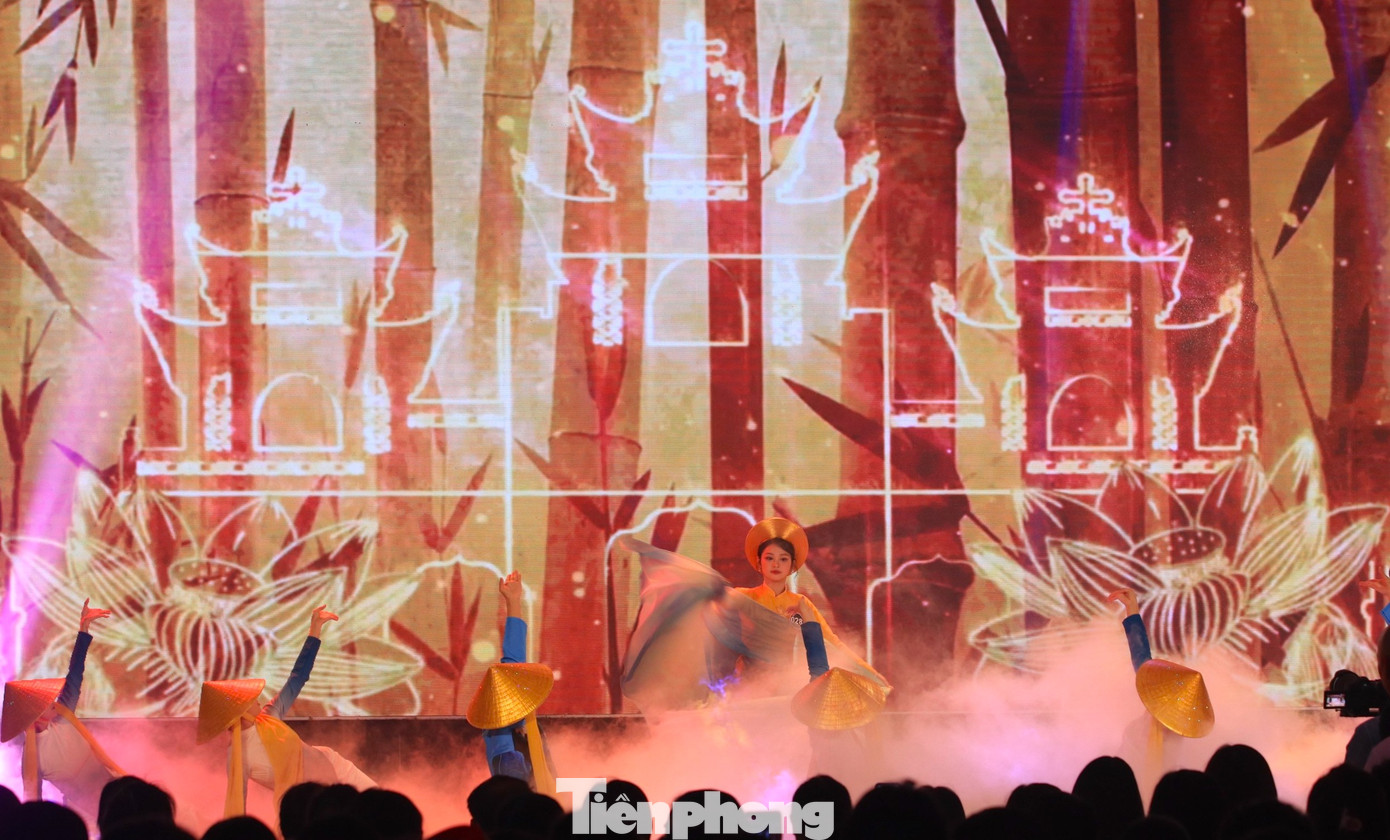 Nhiều phần thi hấp dẫn được các thí sinh thể hiện.