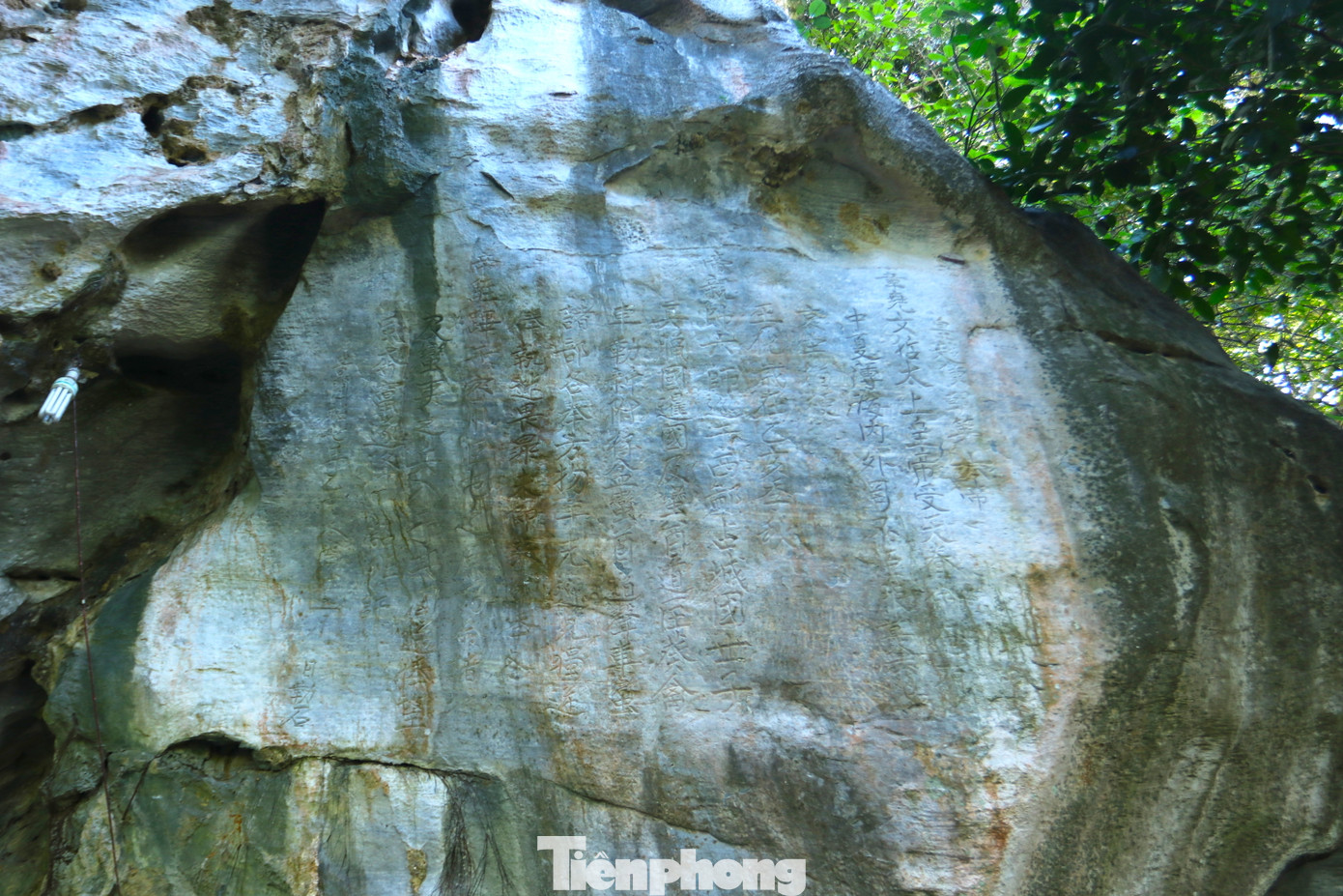 Bia Ma Nhai là thông điệp nhắc nhở hậu thế luôn ghi nhớ công lao to lớn của quan quân và nhân dân ta đời nhà Trần trong việc bảo vệ bờ cõi của Tổ quốc, là minh chứng sống động, sáng mãi với tên tuổi của Thượng hoàng Trần Minh Tông, Tể tướng Lê Trung Ngạn - những người con anh hùng đất Việt. Bia Ma Nhai là bản anh hùng ca bất hủ về cuộc chiến đấu chống ngoại xâm, bảo vệ bờ cõi, về tinh thần đoàn kết một lòng của quan quân nhà Trần và của nhân dân ta, ý chí kiên cường bất khuất trước kẻ thù, với khát vọng thống nhất giang sơn, giữ yên bờ cõi của nhân dân Đại Việt.