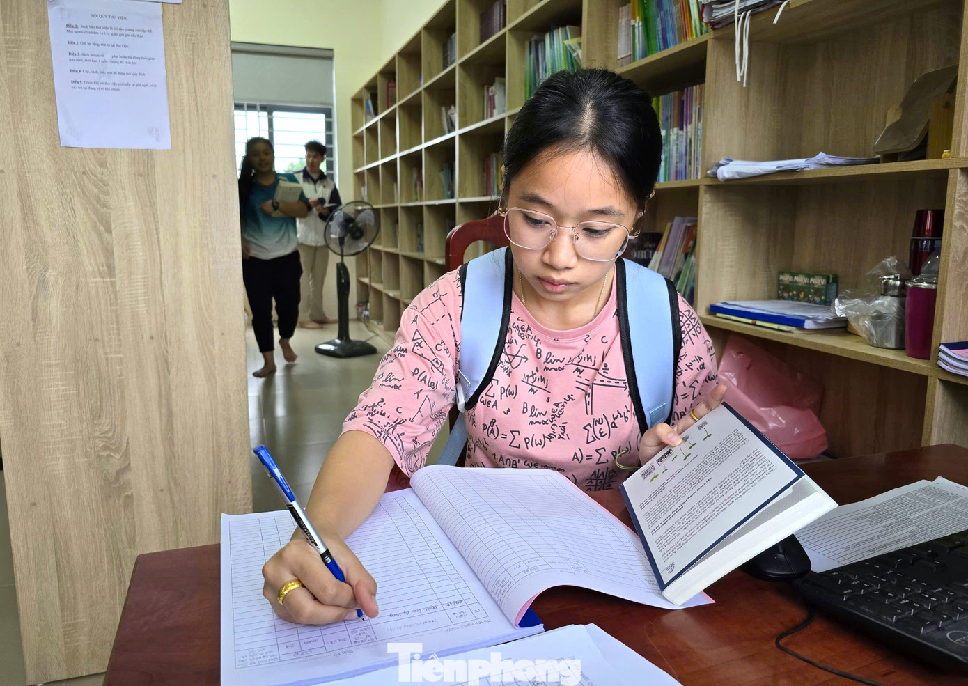 Khi đã thông thạo tiếng Việt, các lưu học sinh Lào sẽ được chuyển sang học chương trình phổ thông và chương trình tăng cường theo chuẩn quốc tế tại trường Phổ thông Dân tộc nội trú THPT Nghệ An số 2 (xã Nghi Ân, TP. Vinh, Nghệ An). Khi đã thông thạo tiếng Việt, các lưu học sinh Lào sẽ được chuyển sang học chương trình phổ thông và chương trình tăng cường theo chuẩn quốc tế tại trường Phổ thông Dân tộc nội trú THPT Nghệ An số 2 (xã Nghi Ân, TP. Vinh, Nghệ An).