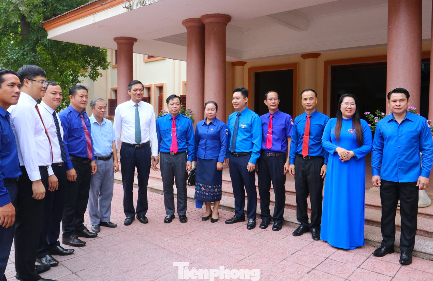 Phó Bí thư Tỉnh ủy Nghệ An nhấn mạnh, mối quan hệ truyền thống giữa hai dân tộc Việt Nam – Lào đã không ngừng đơm hoa thơm, kết trái ngọt, trở thành sức mạnh kỳ diệu đưa tới nhiều thắng lợi vĩ đại trong đấu tranh giải phóng dân tộc, xây dựng, bảo vệ đất nước và cùng đi lên Chủ nghĩa xã hội. Ảnh: Phú Hưng Phó Bí thư Tỉnh ủy Nghệ An nhấn mạnh, mối quan hệ truyền thống giữa hai dân tộc Việt Nam – Lào đã không ngừng đơm hoa thơm, kết trái ngọt, trở thành sức mạnh kỳ diệu đưa tới nhiều thắng lợi vĩ đại trong đấu tranh giải phóng dân tộc, xây dựng, bảo vệ đất nước và cùng đi lên Chủ nghĩa xã hội. Ảnh: Phú Hưng