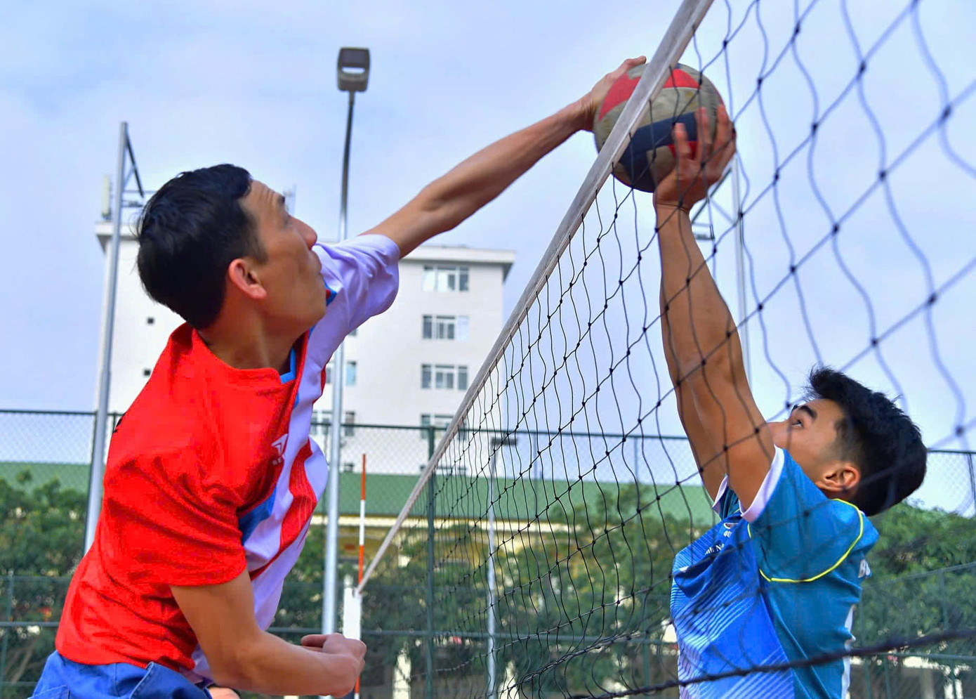 Đây là những hoạt động có ý nghĩa, tạo sân chơi lành mạnh, bổ ích, vui tươi, giúp các cán bộ chiến sĩ vơi đi nỗi nhớ nhà, tạo khí thế đoàn kết, quyết tâm cao, hoàn thành xuất sắc nhiệm vụ trực sẵn sàng chiến đấu trong dịp Tết 2025. Đây là những hoạt động có ý nghĩa, tạo sân chơi lành mạnh, bổ ích, vui tươi, giúp các cán bộ chiến sĩ vơi đi nỗi nhớ nhà, tạo khí thế đoàn kết, quyết tâm cao, hoàn thành xuất sắc nhiệm vụ trực sẵn sàng chiến đấu trong dịp Tết 2025.